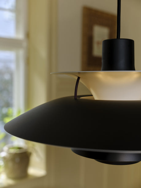 PH 5 Pendel, Black Edition 2025 fra Louis Poulsen - 3 - Jacobsen Plus