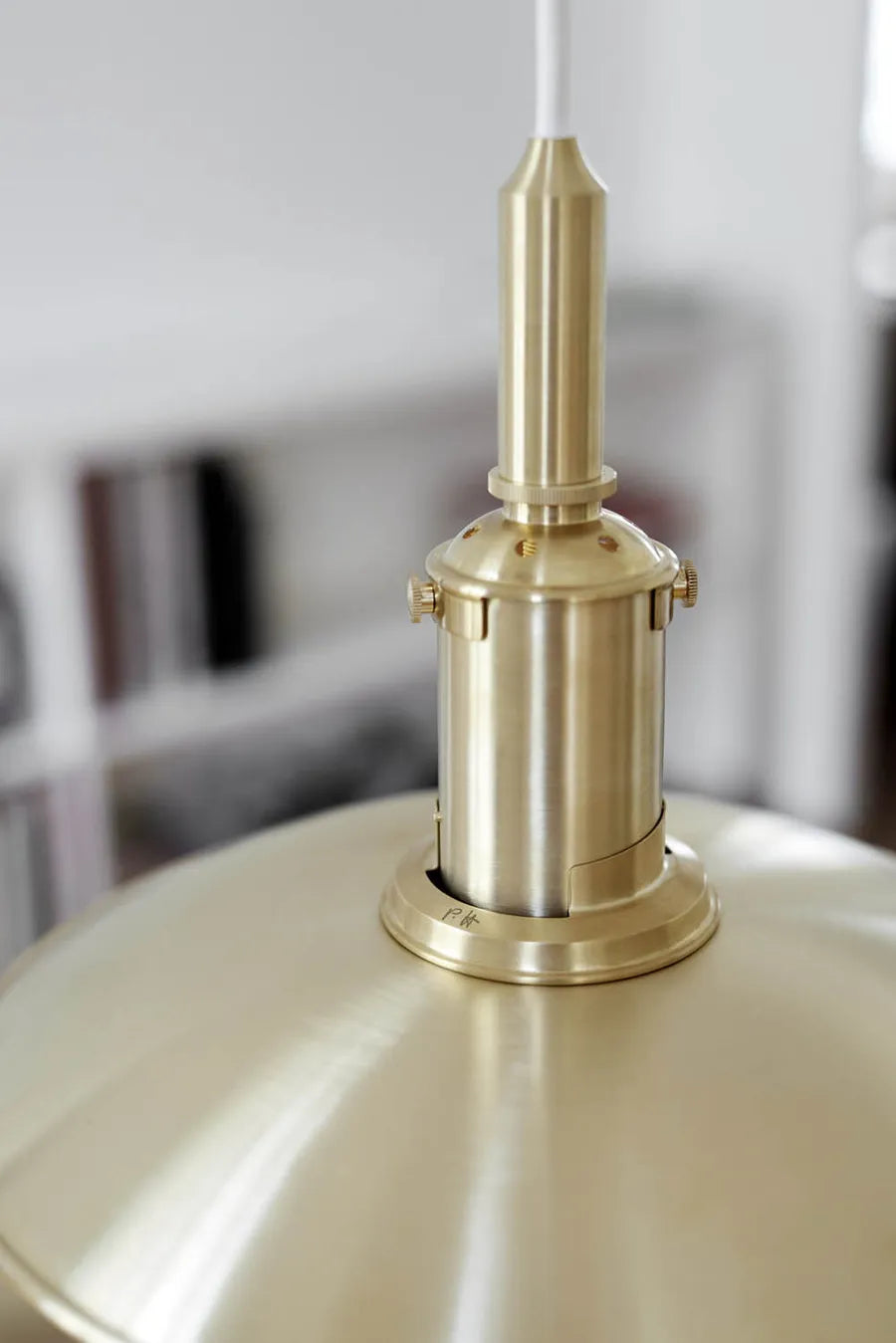 PH 3/3 pendel, messing/opalt glas, limited edition 2022 af Poul Henningsen