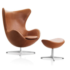 Ægget, Valnød Grace læder, uden returdrej inkl. skammel af Arne Jacobsen