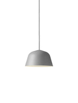 Ambit Pendant Lampe, Ø 16,5 cm fra Muuto - Grey - Jacobsen Plus