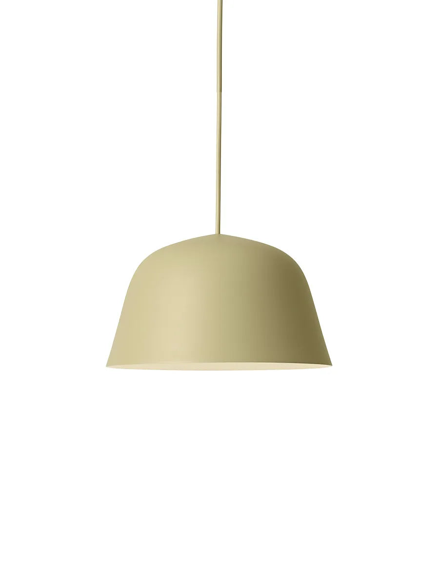 Ambit Pendant Lampe, Ø 25 cm fra Muuto - Green Beige - Jacobsen Plus