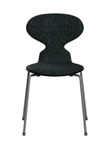 3101 Myren Stol, forsidepolstret af Arne Jacobsen - Sortfarvet ask-Vanir 193 tekstil / Silver Grey - Jacobsen Plus