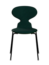 3101 Myren Stol, forsidepolstret af Arne Jacobsen - Evergreen farvet ask-Vidar 1062 tekstil / Sort - Jacobsen Plus