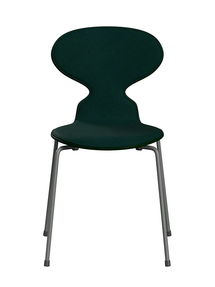 3101 Myren Stol, forsidepolstret af Arne Jacobsen