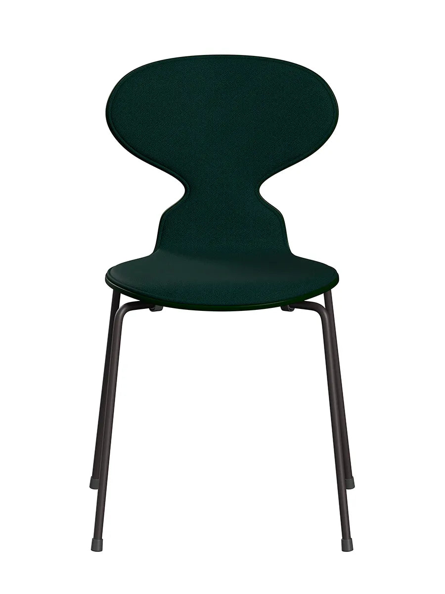 3101 Myren Stol, forsidepolstret af Arne Jacobsen - Evergreen farvet ask-Vidar 1062 tekstil / Warm Graphite - Jacobsen Plus