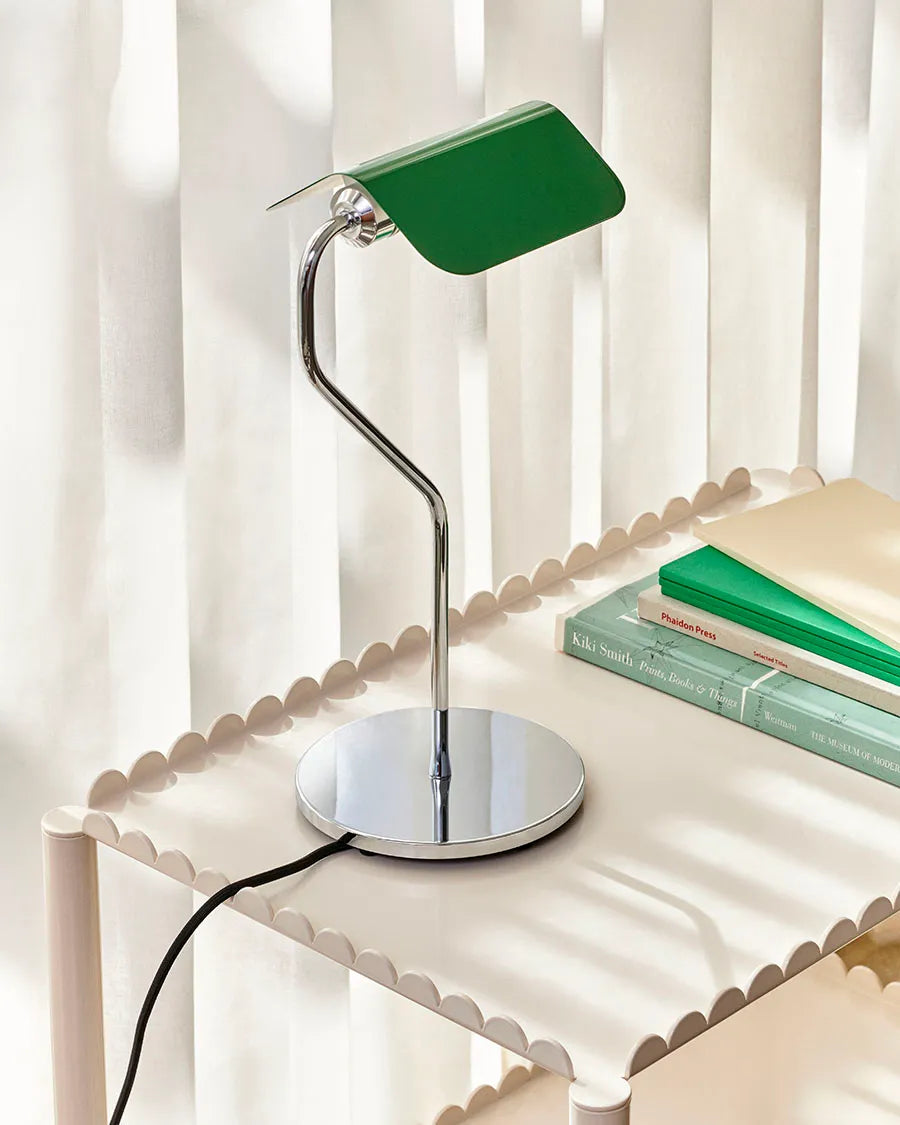 Apex Table Lamp fra Hay