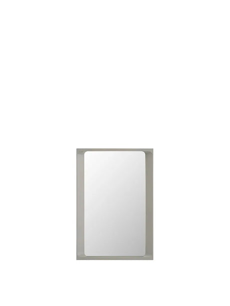 Arced Mirror, 80x55 fra Muuto - Light green - Jacobsen Plus