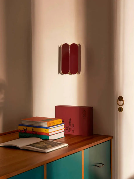 Arcs Wall Sconce fra Hay - 2 - Jacobsen Plus