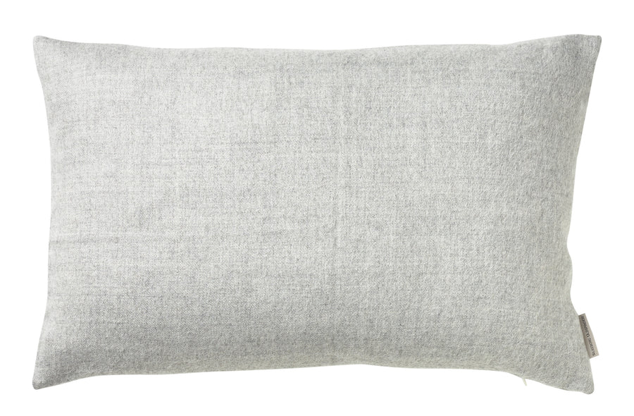 Arequipa pude, 60x40 cm fra Silkeborg Uldspinderi - Light Grey - Jacobsen Plus