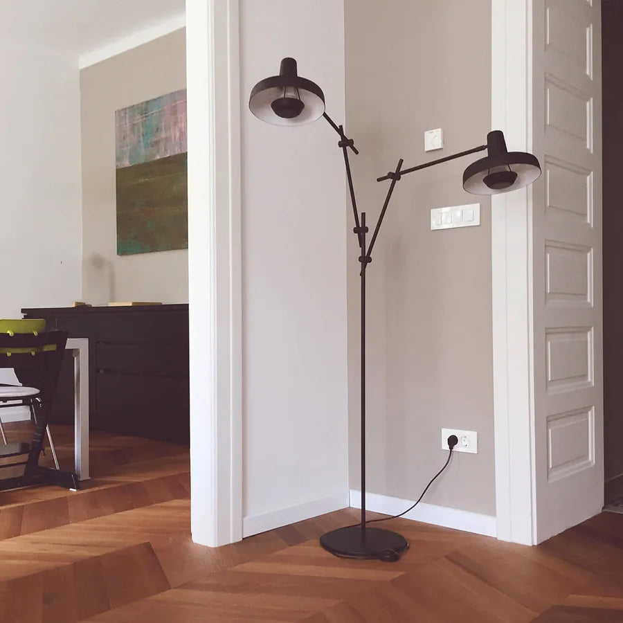 Arigato 2 gulvlampe fra Grupa