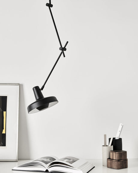Arigato L loftlampe fra Grupa - 2 - Jacobsen Plus