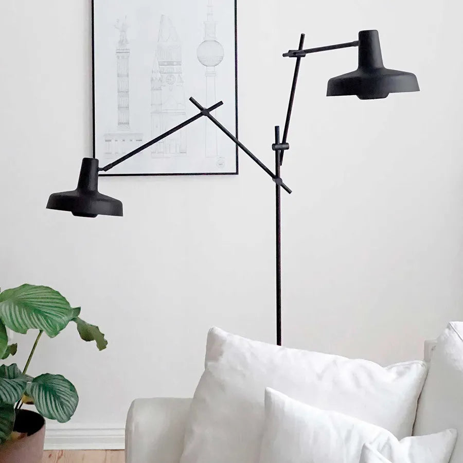 Arigato 2 gulvlampe fra Grupa