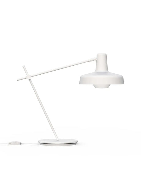 Arigato kort bordlampe fra Grupa - Hvid - Jacobsen Plus