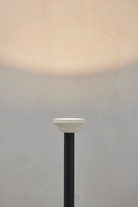 Model 1095 Gulvlampe fra Astep - 170 cm - Jacobsen Plus