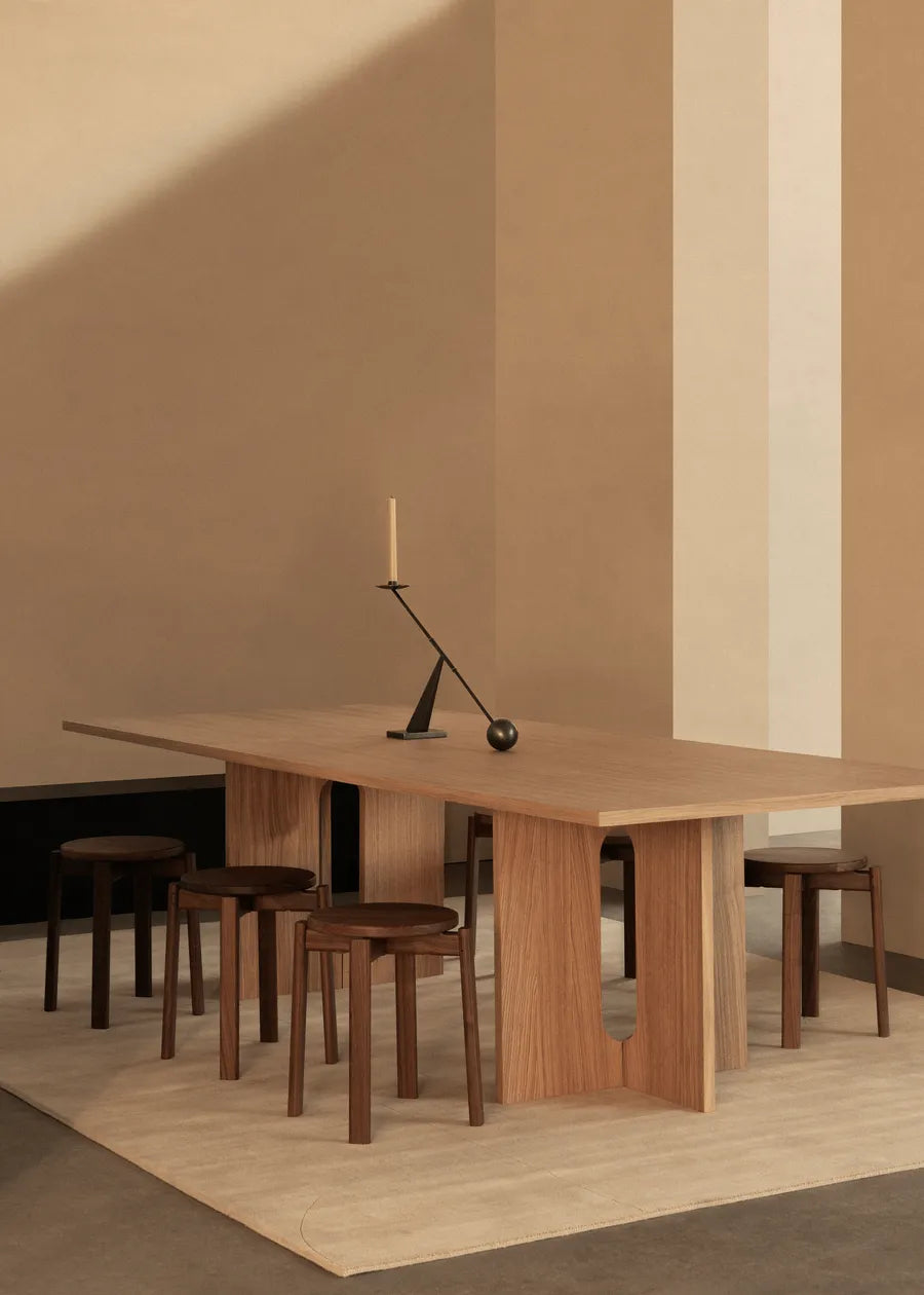 Interconnect Candle Holder, bronzed brass fra Audo Copenhagen