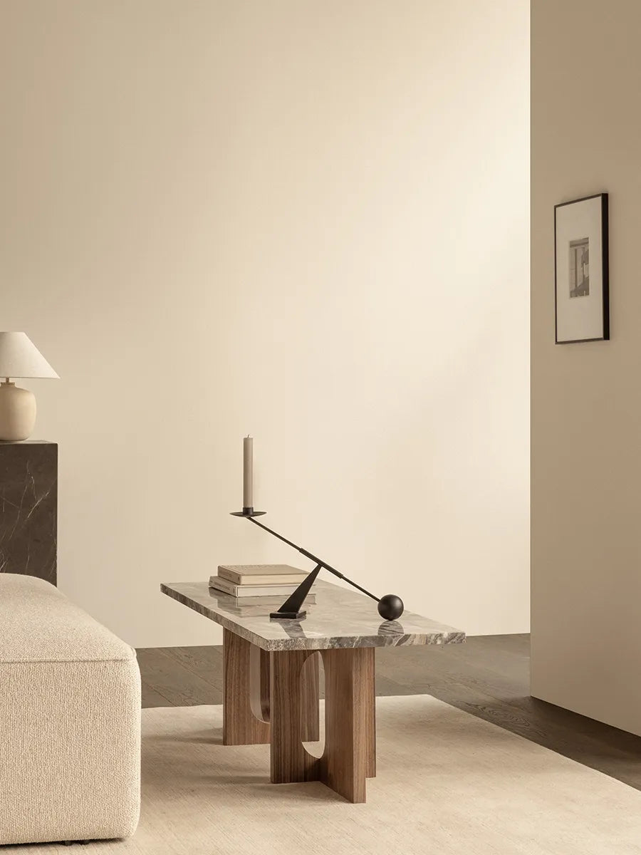 Androgyne Lounge Table, grey galaxy marble/wood fra Audo Copenhagen