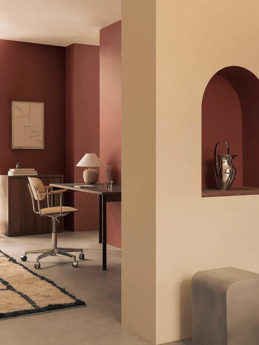 Co Task Chair m. Armlæn, finer fra Audo Copenhagen