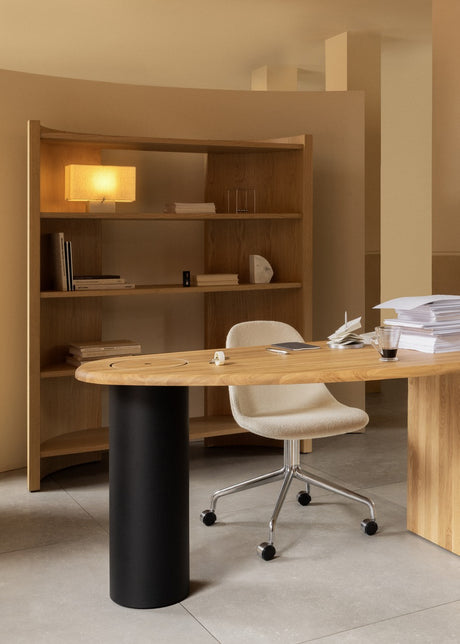 Crescent reol, egefiner fra Audo Copenhagen - H60 cm. - Jacobsen Plus