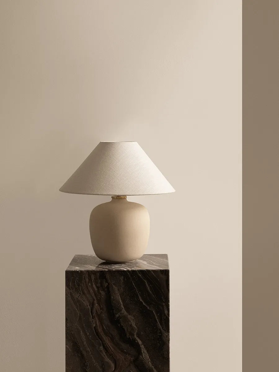 Plinth Tall, grey galaxy marble fra Audo Copenhagen