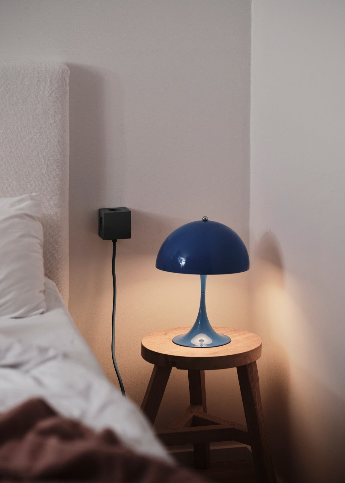 Square 1 Stikdåse med USB-C, stockholm black fra Avolt - 2 - Jacobsen Plus