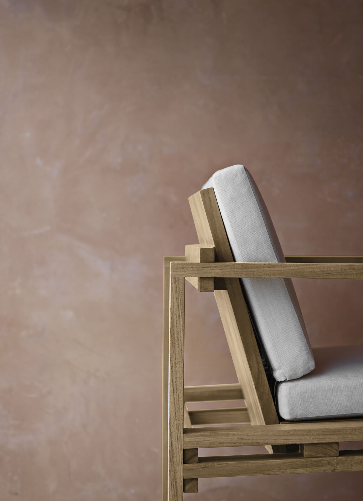 Bodil Kjær havesæt i teak med 1 havebord og 4 havestole inkl. hynder fra Carl Hansen & Søn - 6 - Jacobsen Plus