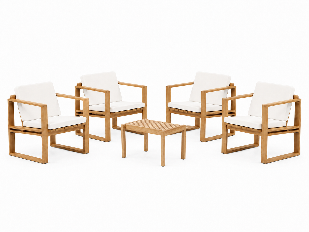 Bodil Kjær udendørs loungesæt i teak med 1 sidebord og 4 loungestole inkl. hynder fra Carl Hansen & Søn - 1 - Jacobsen Plus