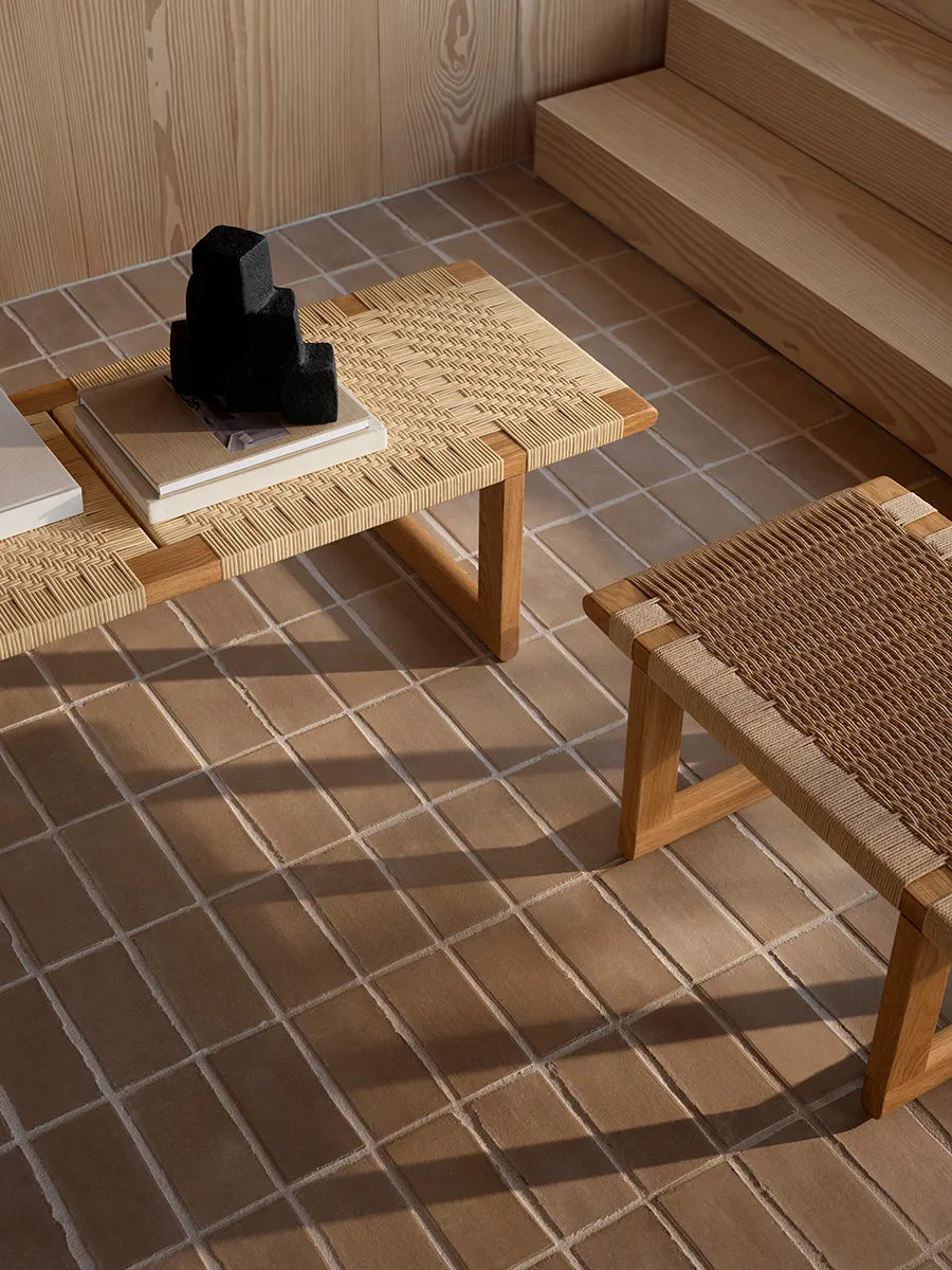 BM0489S Table Bench, papirflet af Børge Mogensen