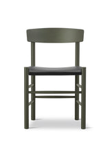 J39 Folkestolen Sædepolstret, Sort Læder af Børge Mogensen - Khaki Green bøg - Jacobsen Plus