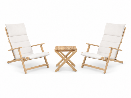 Udendørs loungesæt i teak med 1 BM5868 sidebord og 2 BM5568 Dækstole inkl. hynder fra Carl Hansen & Søn - 1 - Jacobsen Plus