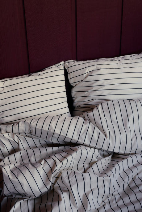 Bongusta - Percale sengetøj, 140x200/60x63 cm, Creme & ink - 4 - Jacobsen Plus