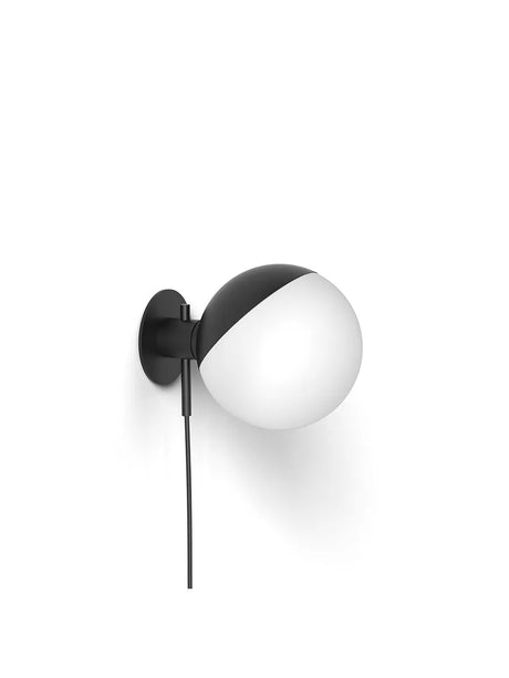 Baluna væglampe og bordlampe small fra Grupa - 1 - Jacobsen Plus