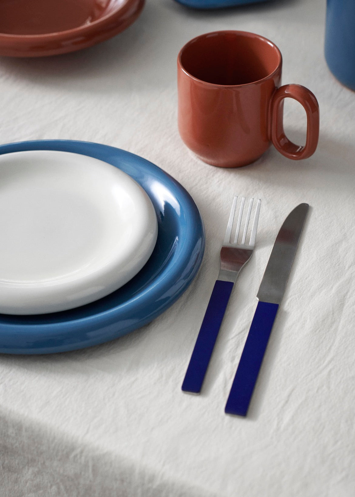 MVS Cutlery Set of 4, dark blue fra Hay