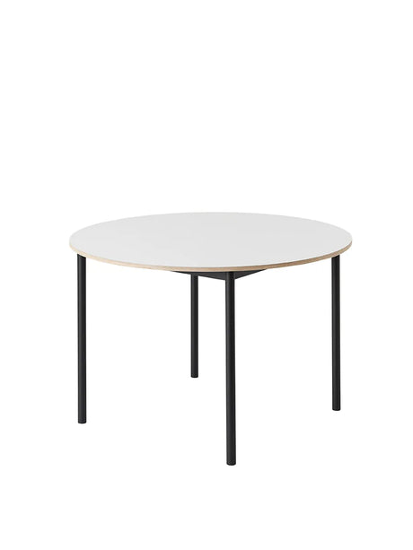 Base Round Table, Ø 110 cm fra Muuto - White - Black - Jacobsen Plus