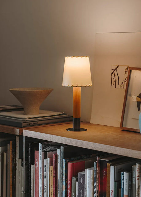 Básica Mínima Bordlampe fra Santa and Cole - 2 - Jacobsen Plus