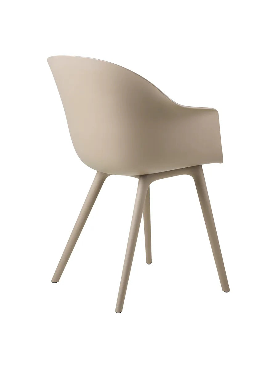 Bat Outdoor Spisestol fra GUBI - 4 - Jacobsen Plus