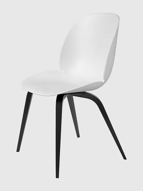 Beetle Chair, upolstret fra GUBI - Black shell / Conic base / Black base - Jacobsen Plus