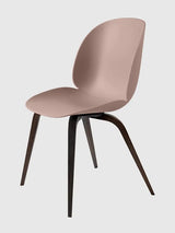 Beetle Chair, upolstret fra GUBI - Sweet pink shell / Wood base / Smoked oak base - Jacobsen Plus