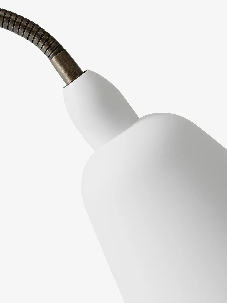 AJ7 Bellevue gulvlampe af Arne Jacobsen