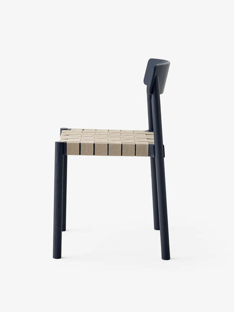 Betty TK1 spisebordsstol fra &Tradition - Black - Jacobsen Plus