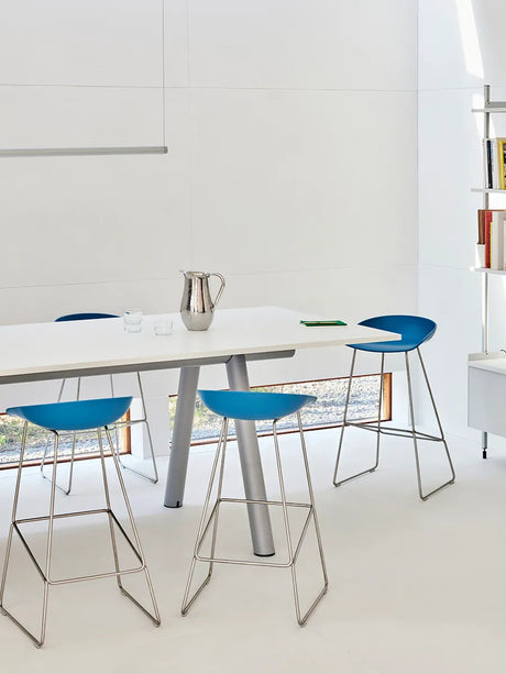 About a Stool AAS38 fra Hay - Lav - B 47 x D 45 x H 65-76 cm / Sort / Sort pulverlakeret stål - Jacobsen Plus