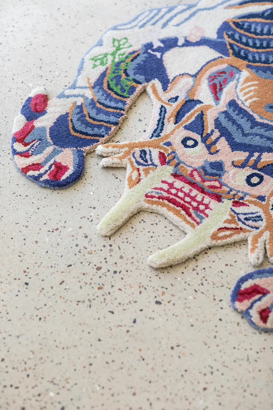 Burma Dragon Rug Large fra Bongusta