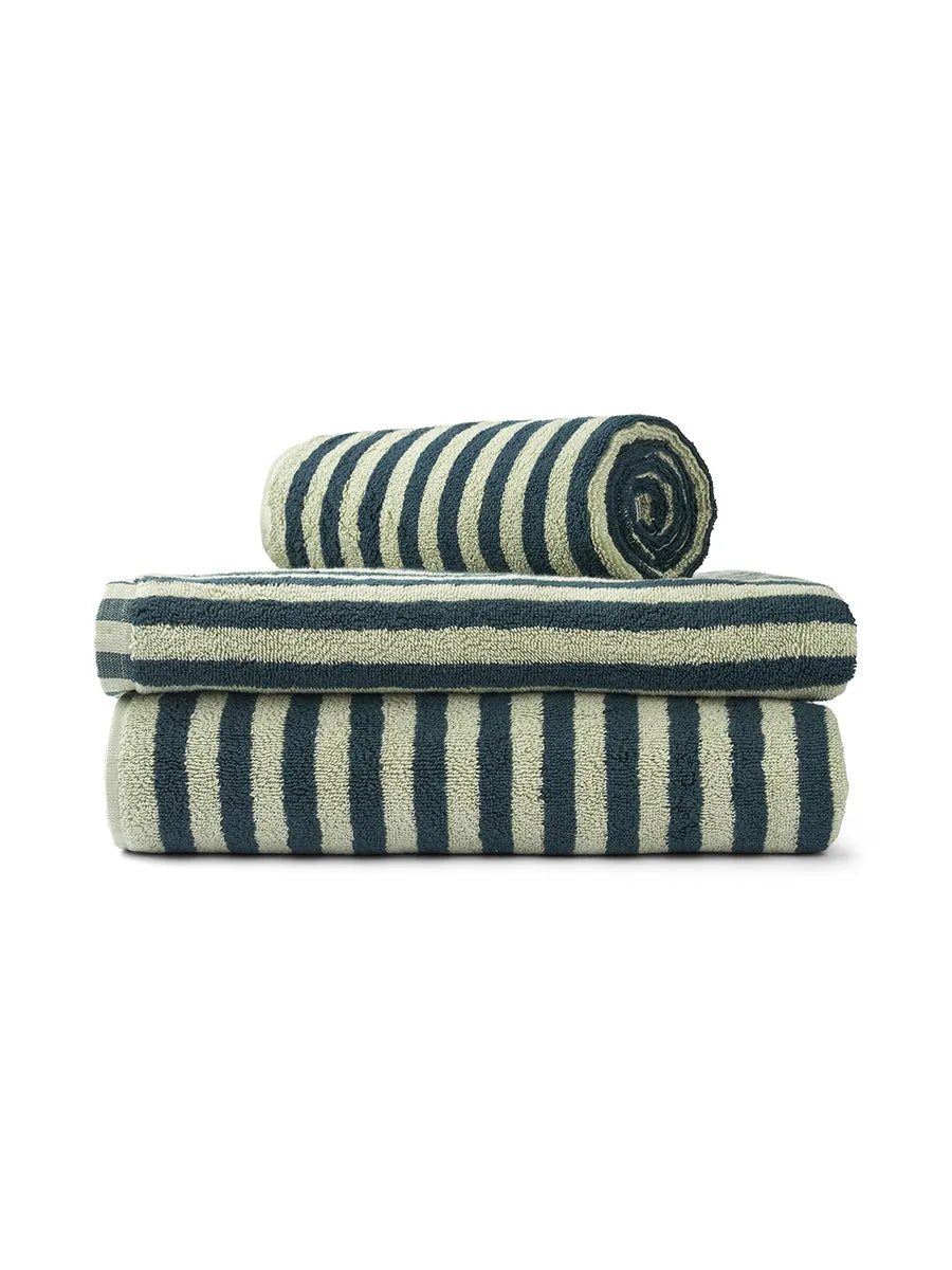 Naram towel - Sea foam & Deep teal fra Bongusta