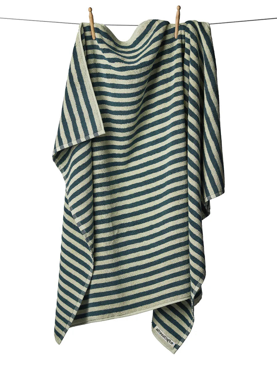 Naram towel - Sea foam & Deep teal fra Bongusta
