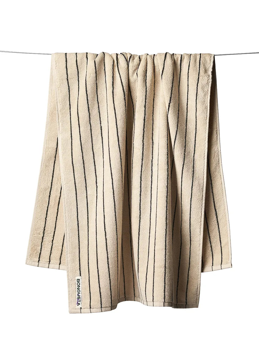 Naram towel - Creme & Ink fra Bongusta