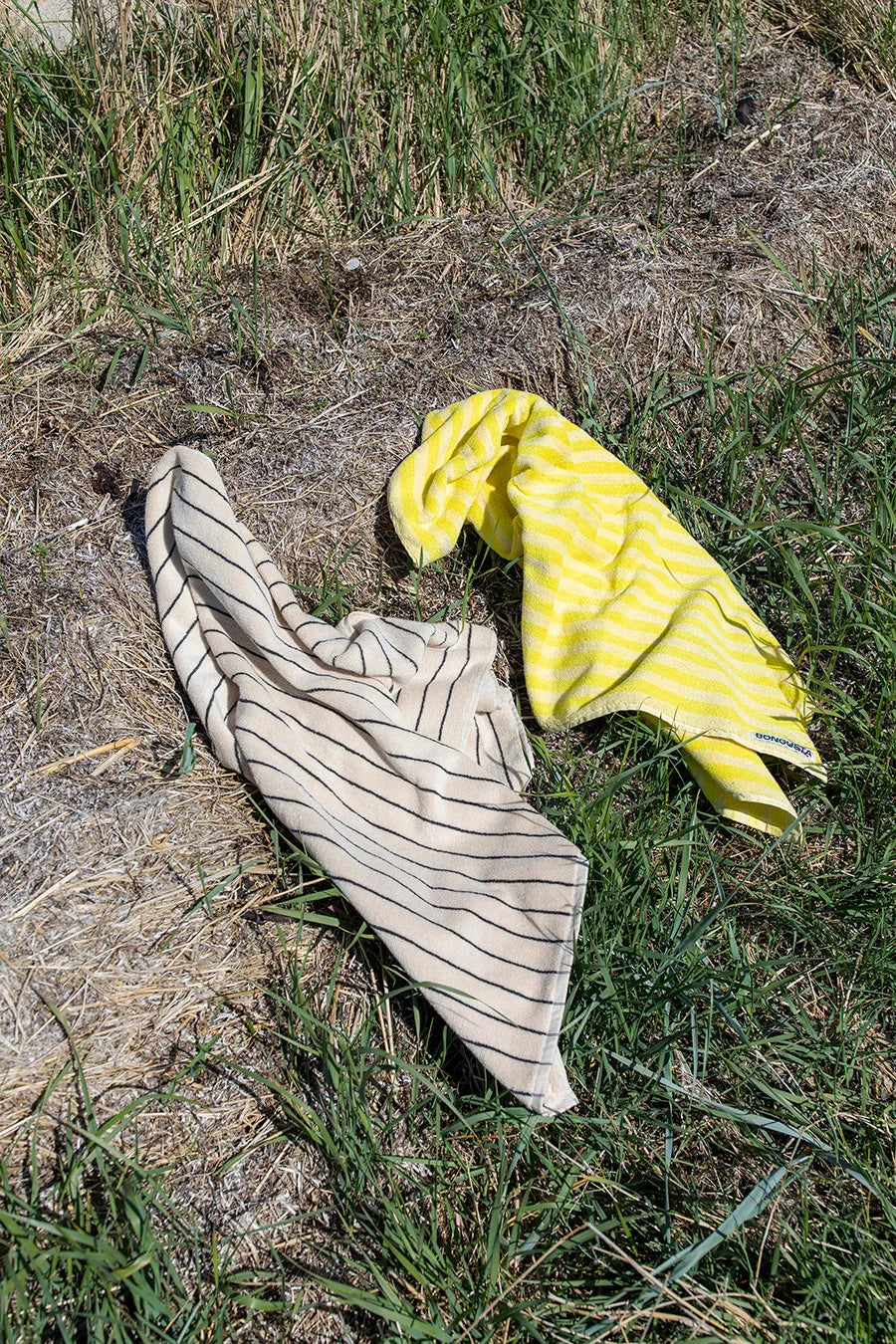 Naram towel - Creme & Ink fra Bongusta