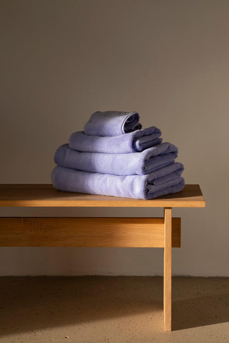 Naram towel - Lavender Blue fra Bongusta - 50 x 80 cm - Jacobsen Plus