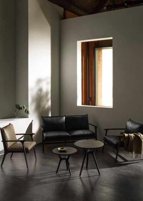 Rén loungesofa i valnød med sort læder fra Stellar Works - 2 - Jacobsen Plus