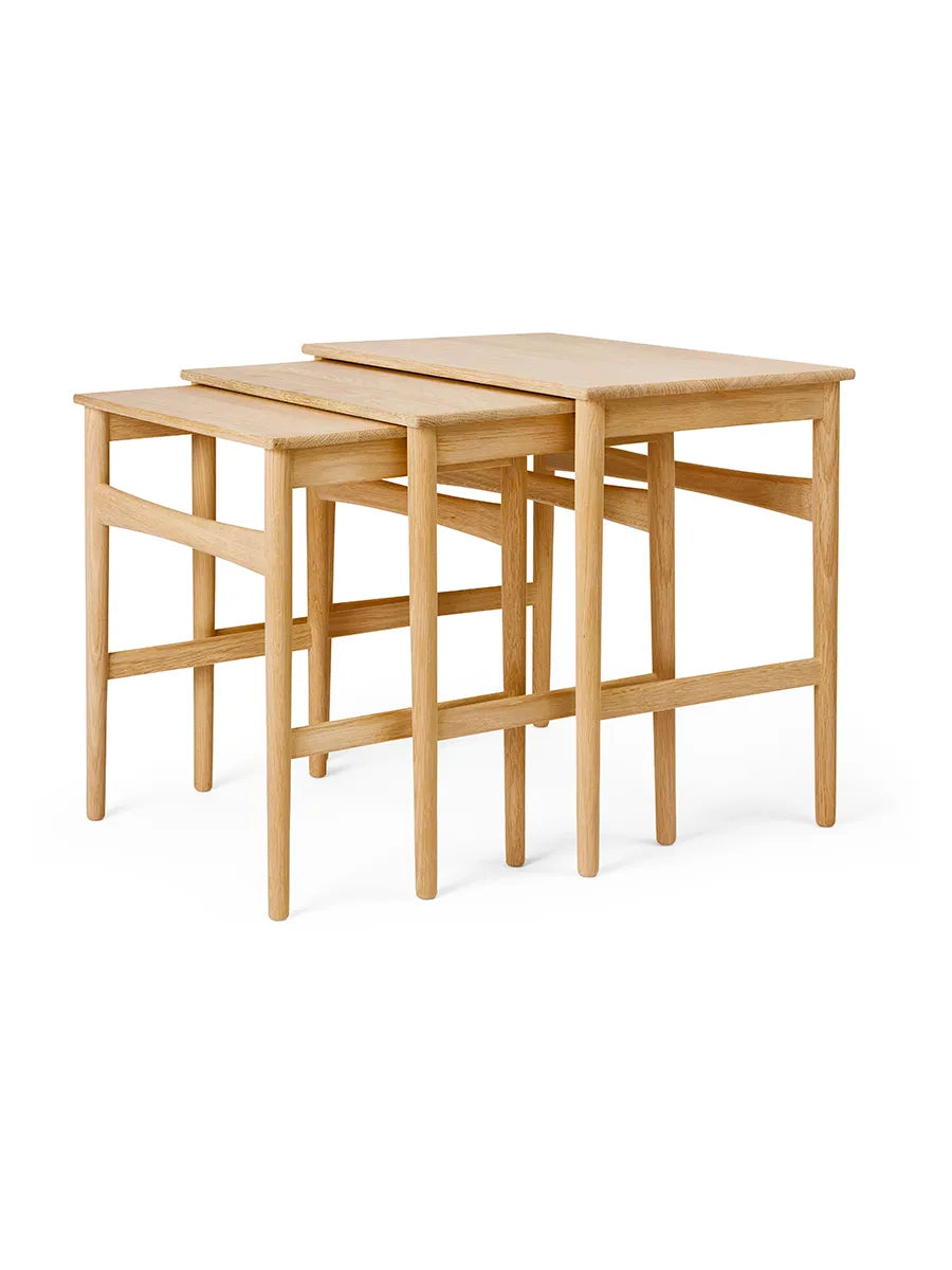 CH004 Nesting Tables fra Carl Hansen & Søn