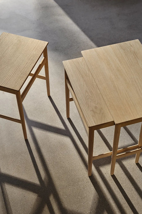 CH004 Nesting Tables fra Carl Hansen & Søn - Eg olie - Jacobsen Plus