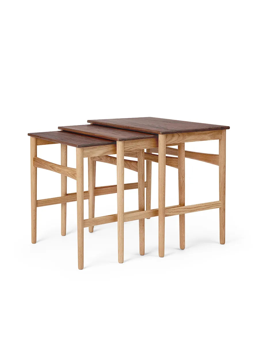CH004 Nesting Tables fra Carl Hansen & Søn